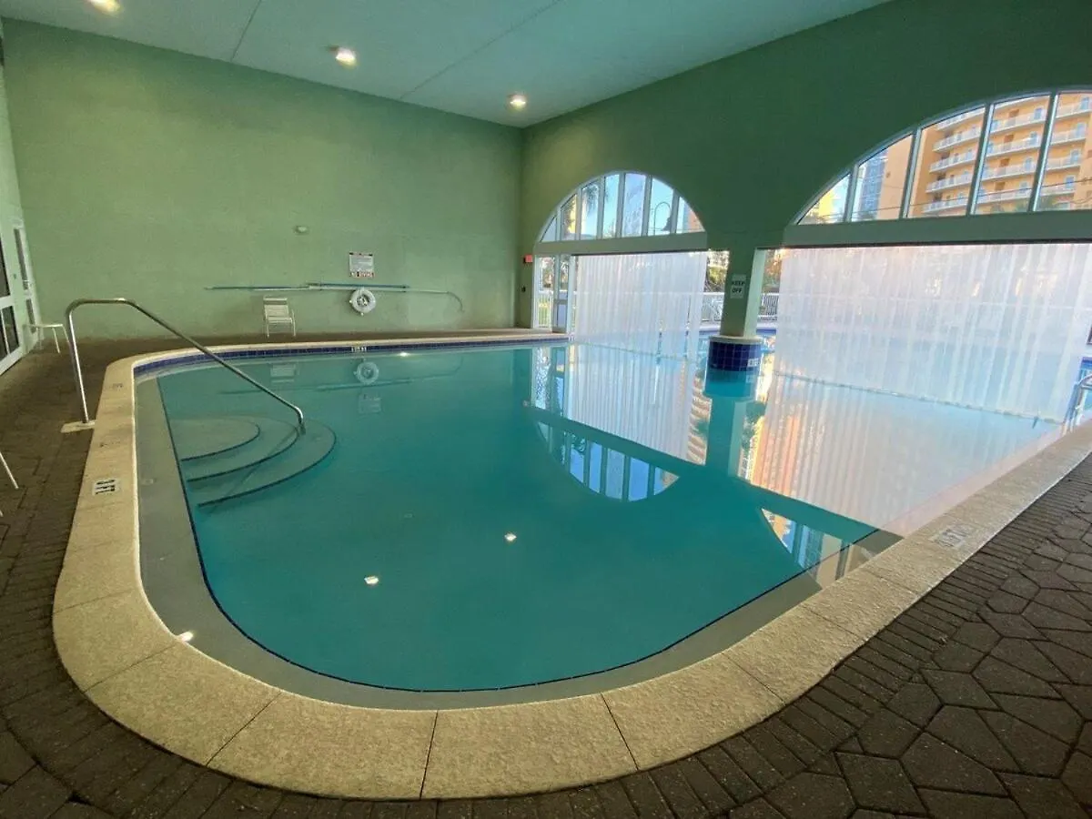 Celadon 207 Beachfront 1 Bedroom 2 Ba Sleeps 6 بنما سيتي بيتش 0*,  الولايات المتحدة الأمريكية
