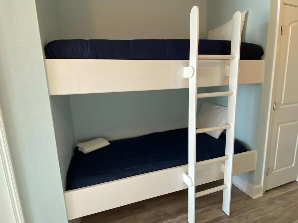 Celadon 207 Beachfront 1 Bedroom 2 Ba Sleeps 6 بنما سيتي بيتش 0*,