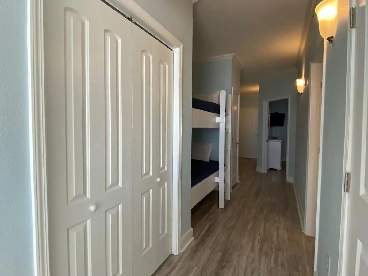 Celadon 207 Beachfront 1 Bedroom 2 Ba Sleeps 6 بنما سيتي بيتش